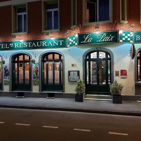 Hotel De La Paix Албер Екстериор снимка