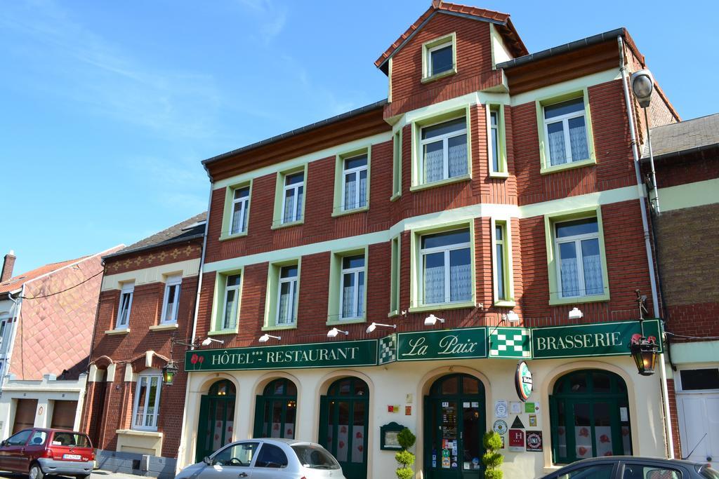 Hotel De La Paix Албер Екстериор снимка