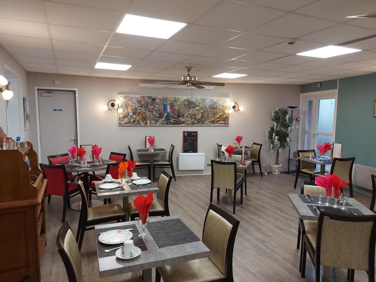 Hotel De La Paix Албер Екстериор снимка
