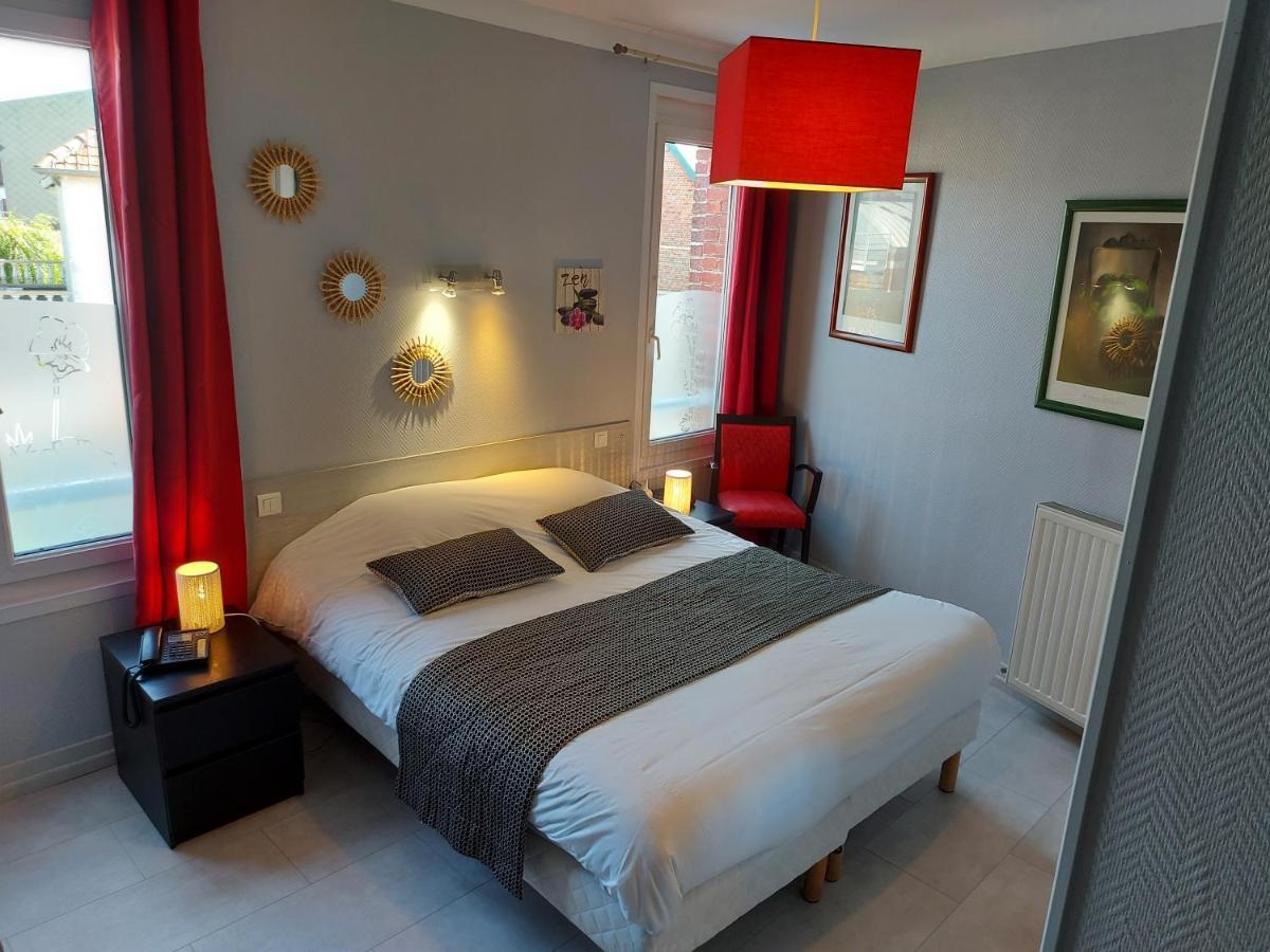 Hotel De La Paix Албер Екстериор снимка
