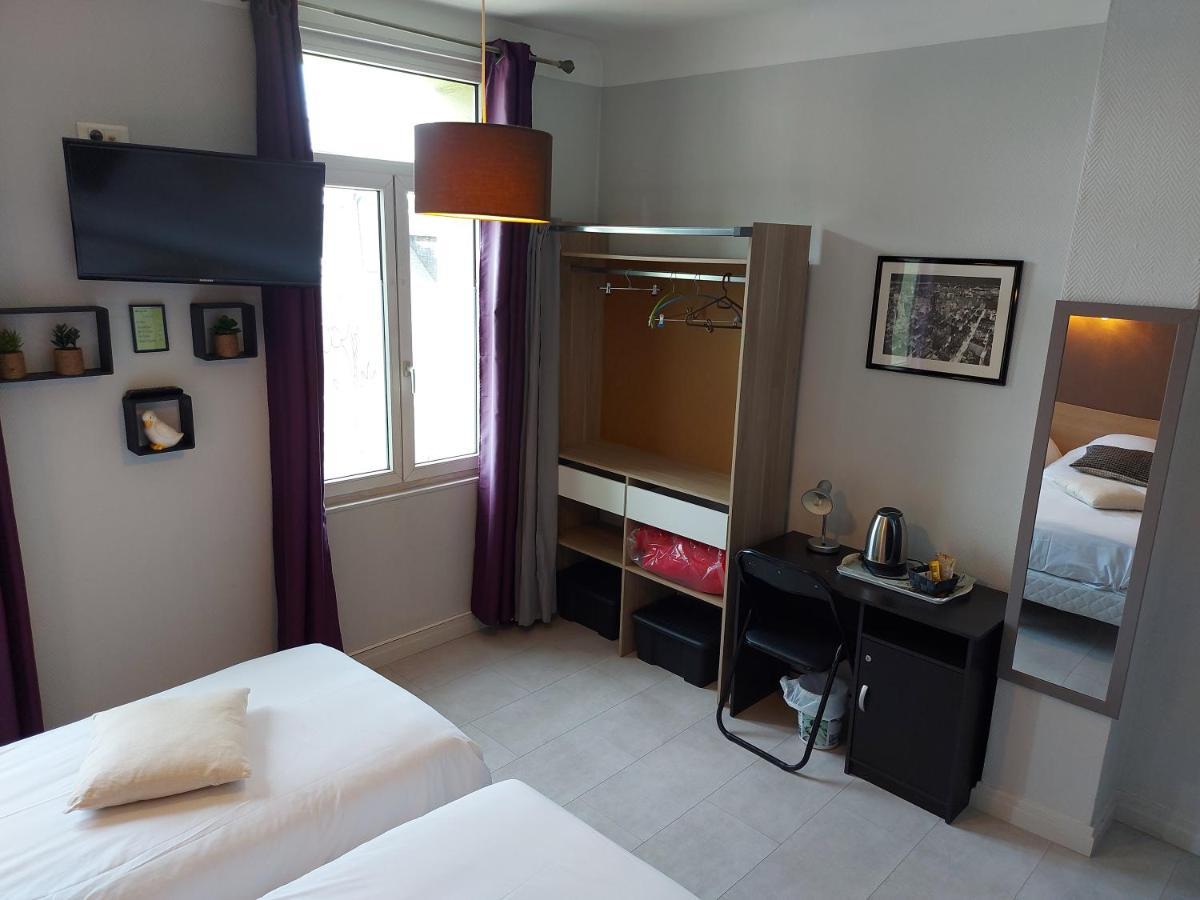 Hotel De La Paix Албер Екстериор снимка