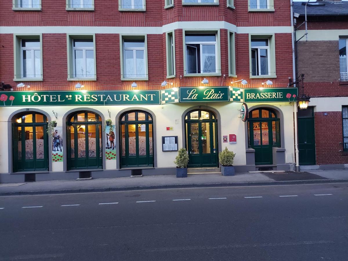 Hotel De La Paix Албер Екстериор снимка